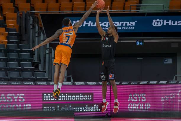 西班牙中场 西班牙中场